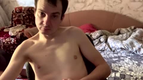 Snapshot of oleg88812 chatting on May 6, 7:57 am Oleg online show from May 6, 7:57 am