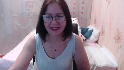 OlgaHottie online show from December 19, 11:34 pm