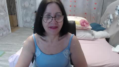 OlgaHottie online show from April 28, 1:04 am