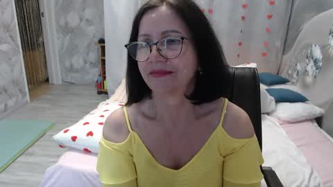 OlgaHottie online show from May 19, 1:56 am