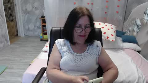 OlgaHottie online show from May 31, 11:17 pm