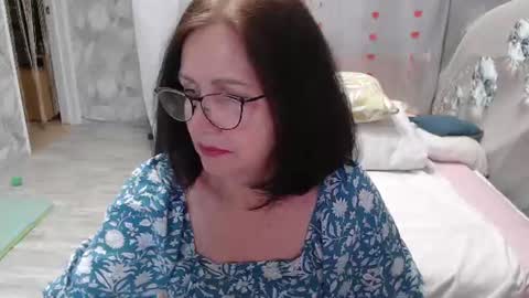 OlgaHottie online show from July 3, 11:55 pm
