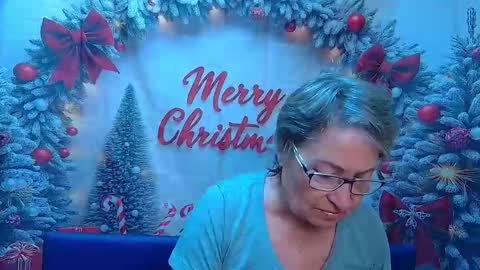 Snapshot of olgaluck chatting on January 8, 6:16 am OlgaLuck online show from January 8, 6:16 am