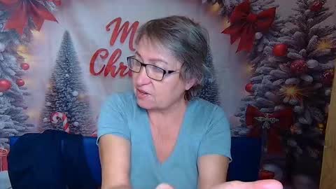 Snapshot of olgaluck chatting on January 13, 6:18 am OlgaLuck online show from January 13, 6:18 am