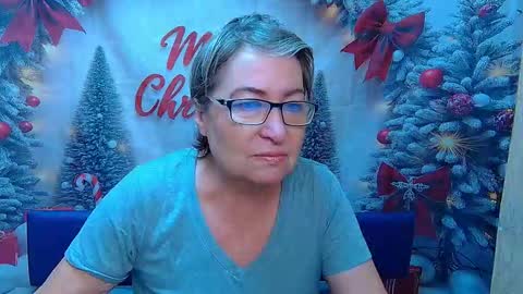 Snapshot of olgaluck chatting on January 15, 6:18 am OlgaLuck online show from January 15, 6:18 am