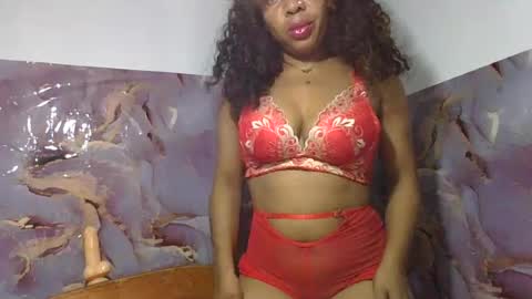 Snapshot of olinaa chatting on July 11, 9:05 pm olinaa online show from July 11, 9:05 pm