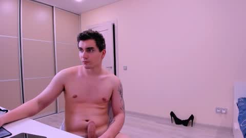 olivandluk online show from February 14, 1:13 am