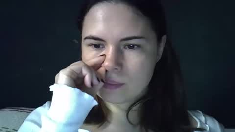 Snapshot of olivepeach chatting on May 26, 11:50 am Oil online show from May 26, 11:50 am