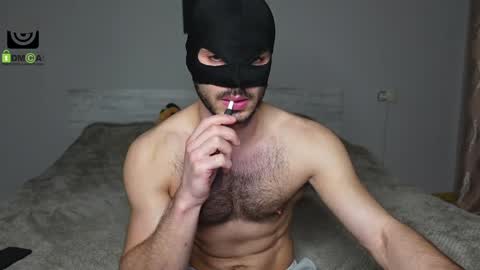 Snapshot of oliver_baker chatting on February 1, 3:18 pm Oliver  Kaen online show from February 1, 3:18 pm