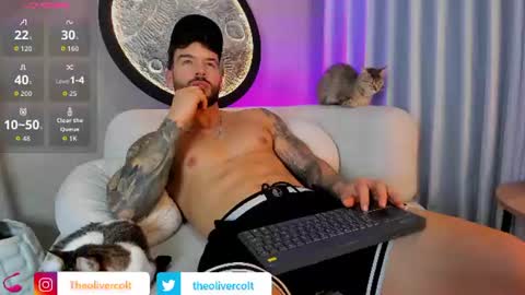 Snapshot of oliver_colt__ chatting on June 9, 1:06 am oliver_colt__ online show from June 9, 1:06 am