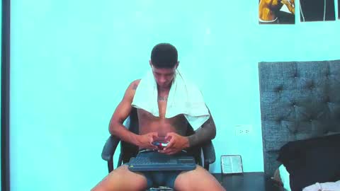 oliver_smith_2 online show from September 8, 5:23 pm