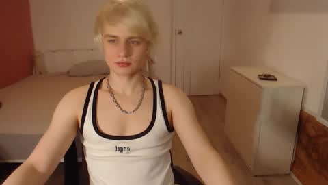 Oliver online show from February 5, 2:05 am