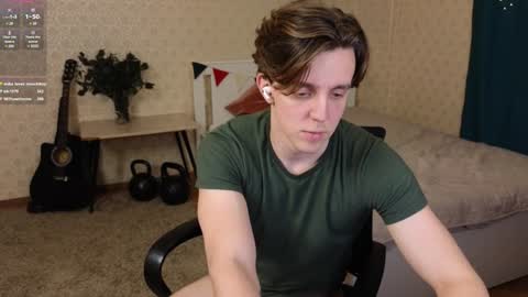 Snapshot of oliver_travis chatting on January 30, 1:22 am Oliver Evans online show from January 30, 1:22 am