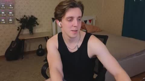 Snapshot of oliver_travis chatting on February 12, 10:59 pm Oliver Evans online show from February 12, 10:59 pm