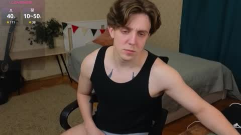 Snapshot of oliver_travis chatting on January 11, 3:11 am Oliver Evans online show from January 11, 3:11 am