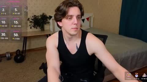 Snapshot of oliver_travis chatting on February 13, 12:28 am Oliver Evans online show from February 13, 12:28 am