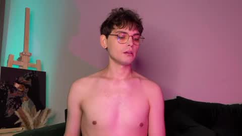 oliverlawrence online show from July 19, 12:36 am