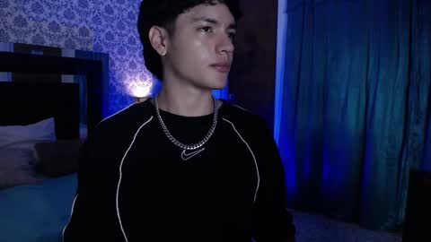Snapshot of olivermorgan69 chatting on January 21, 1:18 am Oliver online show from January 21, 1:18 am