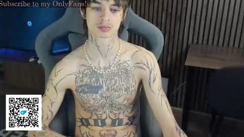 Snapshot of oliverrgroove chatting on February 8, 2:20 pm oliverrgroove online show from February 8, 2:20 pm