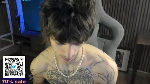 Snapshot of oliverrgroove chatting on March 11, 3:29 pm oliverrgroove online show from March 11, 3:29 pm