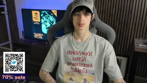 Snapshot of oliverrgroove chatting on March 29, 4:07 pm oliverrgroove online show from March 29, 4:07 pm