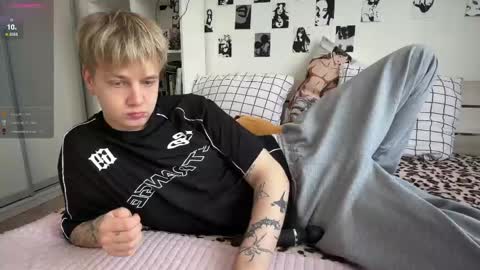 oliver online show from March 11, 8:20 am