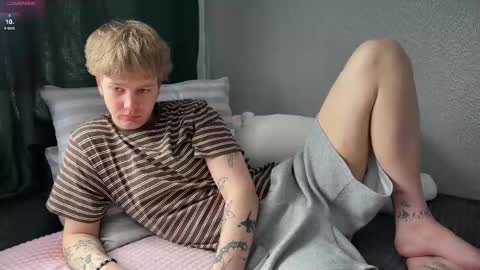 Snapshot of olivertasty chatting on May 5, 9:39 am oliver online show from May 5, 9:39 am