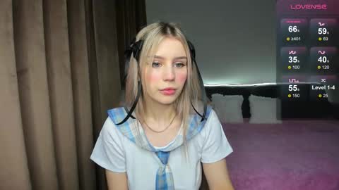 Olivia online show from November 18, 5:56 am