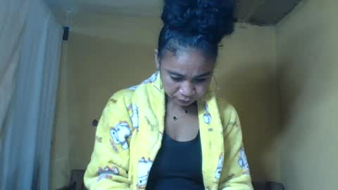 olivia9794 online show from July 8, 10:25 pm
