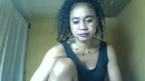 olivia9794 online show from July 12, 9:28 pm