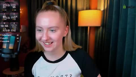olivia astor online show from May 11, 12:27 am