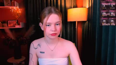 olivia astor online show from May 11, 6:49 pm