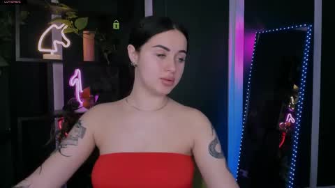 olivia astor online show from May 23, 6:45 pm