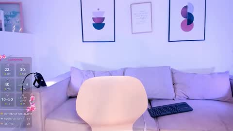 olivia_dluxe online show from March 10, 4:50 am