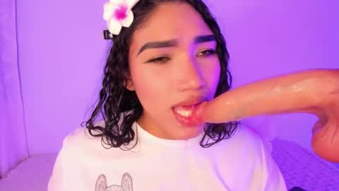 Maria online show from October 28, 8:55 pm