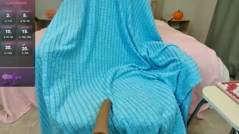 Olivia Hi guys Follow me  online show from November 4, 6:12 am