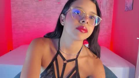 Snapshot of olivia_lane_ chatting on February 28, 7:26 pm OLIVIA online show from February 28, 7:26 pm