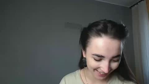 Olivia online show from March 7, 2:58 pm