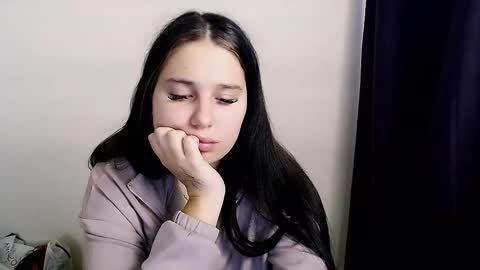 Olivia online show from November 5, 7:41 am