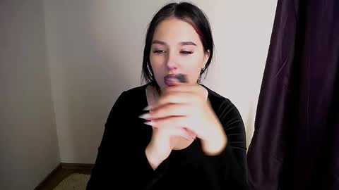 Olivia online show from November 13, 9:30 am