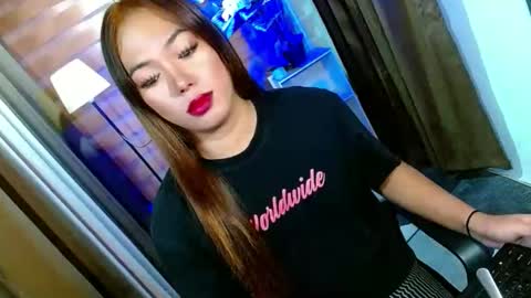 Miss OLIVIA online show from March 27, 10:15 am