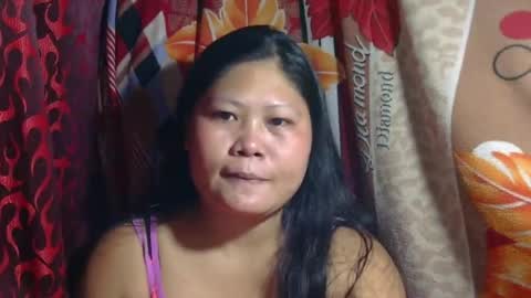 Snapshot of olivia_z chatting on June 19, 9:13 am olivia_z online show from June 19, 9:13 am