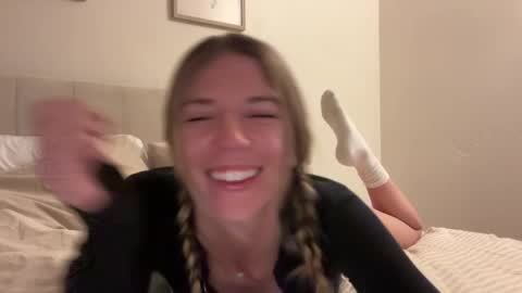 Olivia online show from February 28, 3:59 am