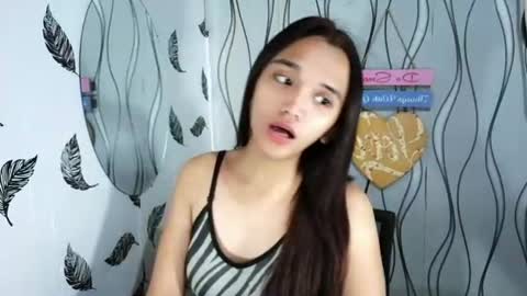 Snapshot of olivianiczxasshieerrraa6 chatting on June 24, 8:13 am NICOLE online show from June 24, 8:13 am