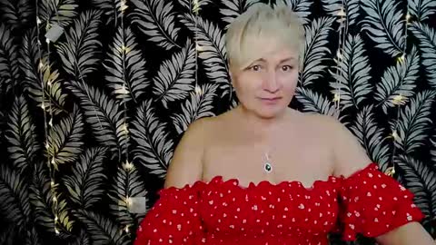 Snapshot of oliviaoskar_ chatting on January 27, 2:13 pm Kelly online show from January 27, 2:13 pm