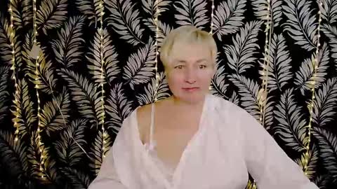 Snapshot of oliviaoskar_ chatting on March 3, 12:27 pm Kelly online show from March 3, 12:27 pm