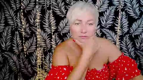 Snapshot of oliviaoskar_ chatting on October 7, 11:18 am Kelly online show from October 7, 11:18 am
