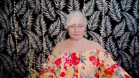 Snapshot of oliviaoskar_ chatting on March 6, 12:56 pm Kelly online show from March 6, 12:56 pm