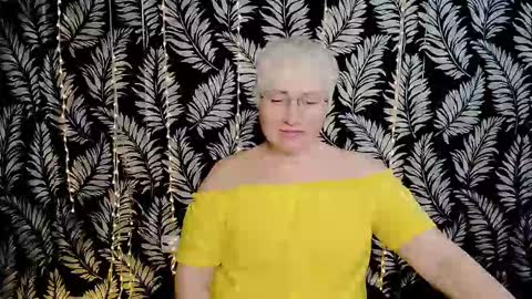 Snapshot of oliviaoskar_ chatting on March 27, 10:59 am Kelly online show from March 27, 10:59 am