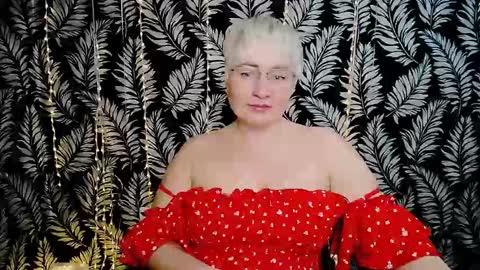 Snapshot of oliviaoskar_ chatting on March 29, 10:15 am Kelly online show from March 29, 10:15 am